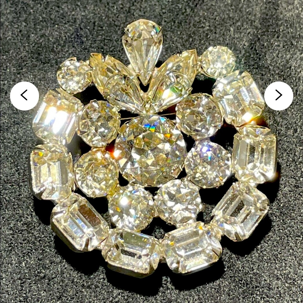 Vintage STUNNING Weiss White Brilliant Rhinestone Brooch
